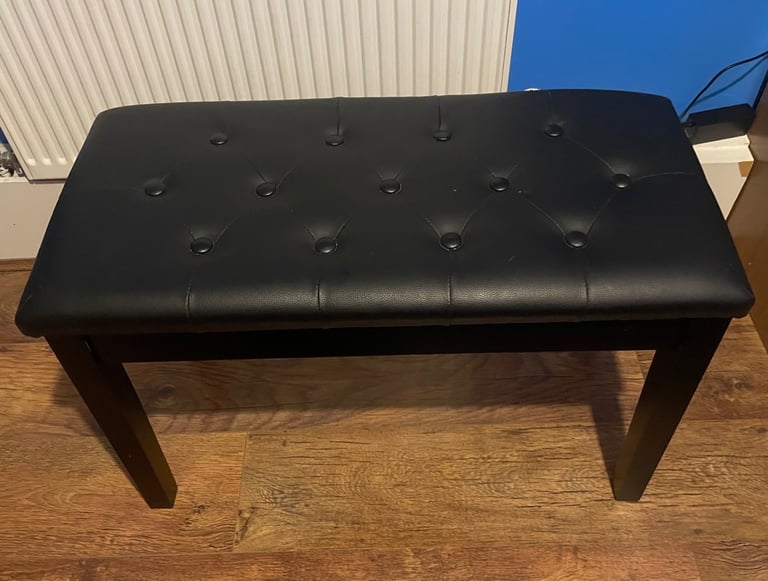 Piano stool with under seat storage 