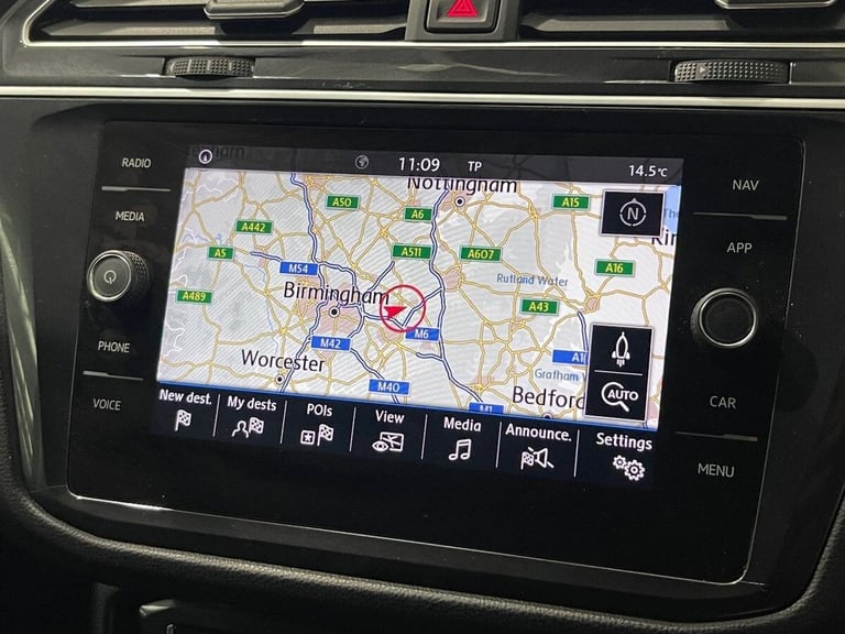 2018 Volkswagen Tiguan 2.0 TDI SE Navigation SUV 5dr Diesel DSG Euro 6 (s/s) (150 ps) ESTATE Dies...