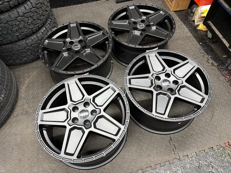 Supermetal Rocket Alloys 20” New Wheels Land Rover Defender Range Rover Discovery Wheels