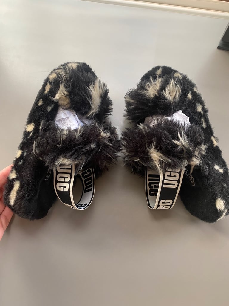 UGG fluffy platform slippers in size UK5 VGC