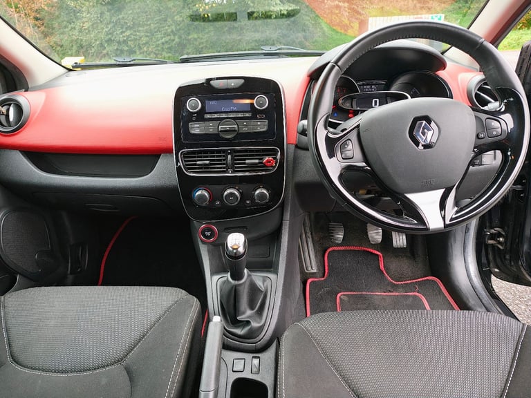 Renault, CLIO, Hatchback, 2017, Manual, 898 (cc), 5 doors