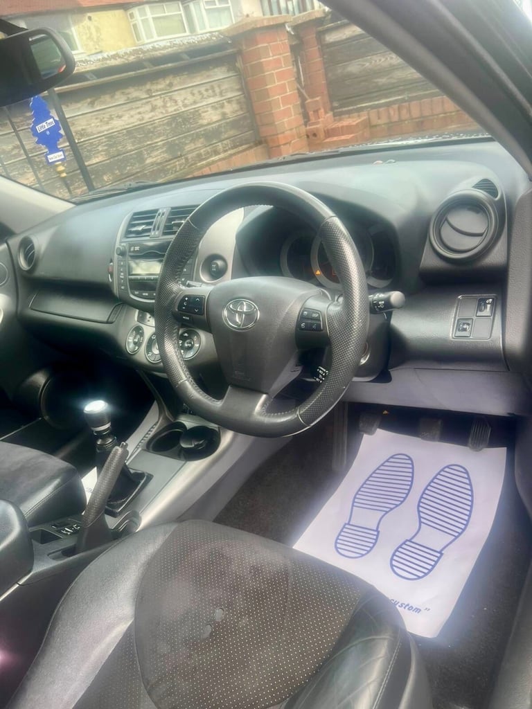 2011 Toyota RAV4 2.2 D-4D XT-R 5dr ESTATE Diesel Manual
