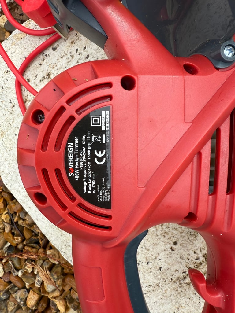 sovereign 400w hedge trimmer 