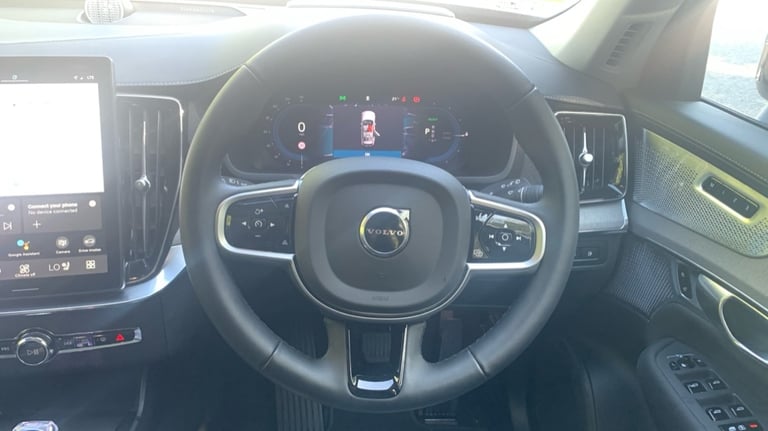 2025 Volvo XC90 Ultra, T8 AWD Plug-in hybrid, Electric/Petrol, Dark, 7 Seats Estate Petrol Parall...