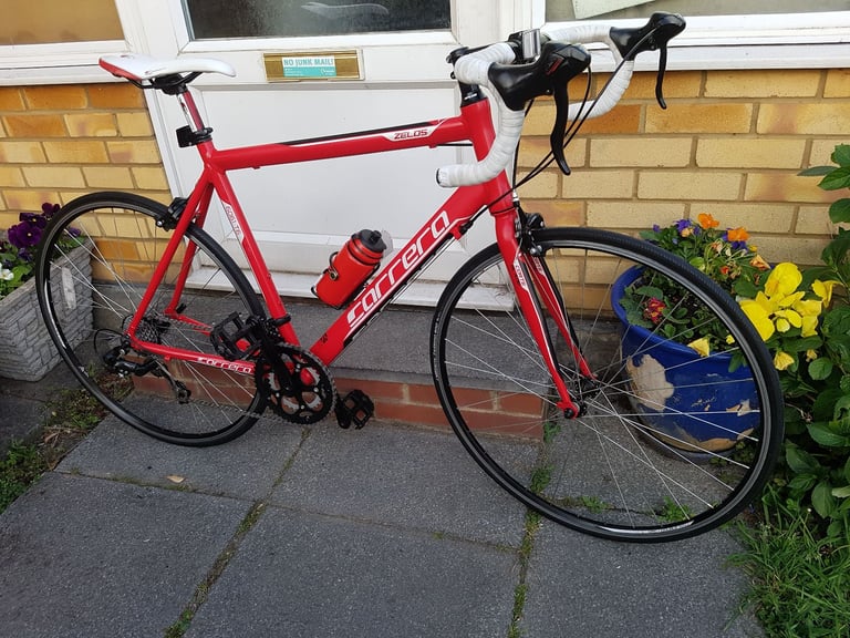 LARGE CARRERA ROAD BIKE 700c WHEEL 22" ALUM FRAME GOOD CONDITION