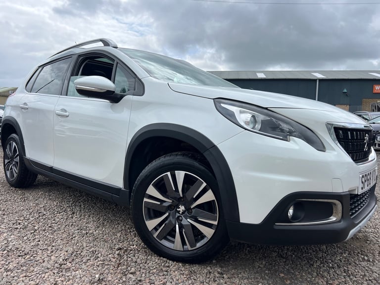 2018 68 PEUGEOT 2008 1.2 PURETECH ALLURE PREMIUM 5DR ONLY 33,000 MILES F/S/H