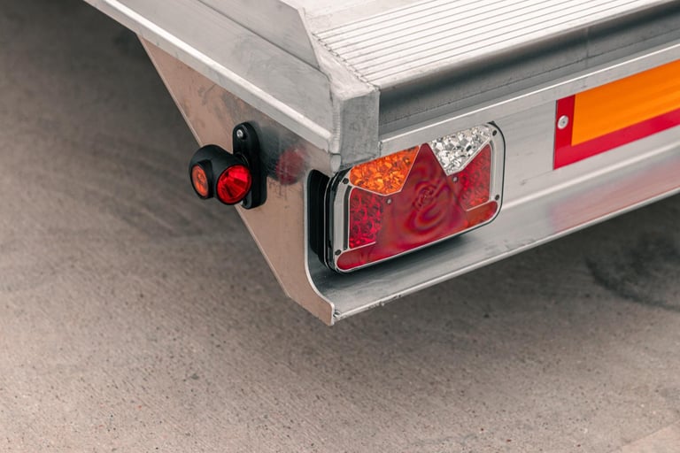 AMS 5.6m x2.25m Car Transporter Trailer Recovery Truck 3500kg Full aluminium 
