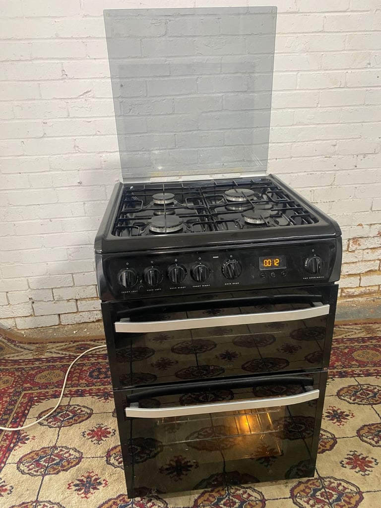 HotPoint Black 60CM Gas Cooker With Oven/Grill For Sale 