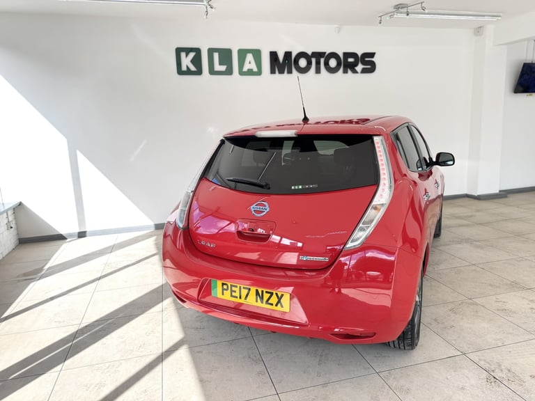 NISSAN LEAF 30kWh Tekna Red Auto Electric 2017