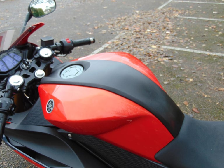 Yamaha YZFR125 ABS 2016 Supersport full power learner 125 Akrapovic Exaust FSH 