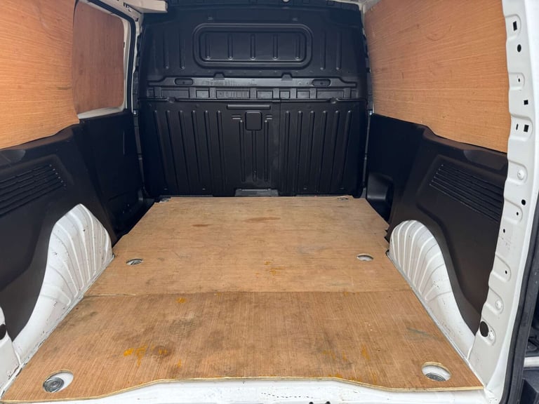 2019 Vauxhall Combo 1.5 Combo 2000 Edition S/S Auto Panel Van Diesel Automatic