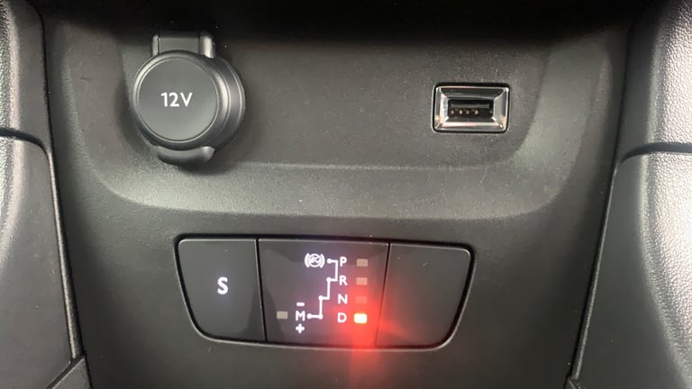 2024 Citroen C3 1.2 PureTech PLUS Hatchback 5dr Petrol EAT6 Euro 6 (s/s) (110 ps) Hatchback Petro...