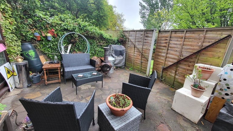 2 bed in Watford
