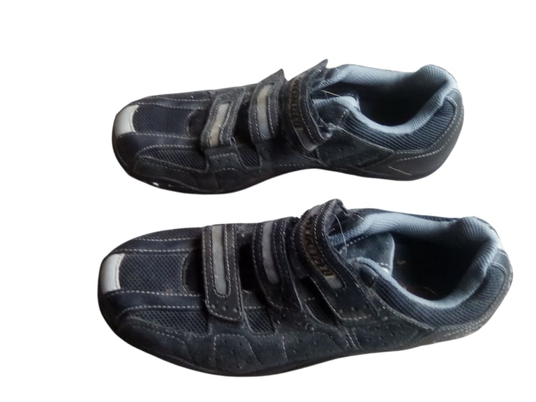 SPECIALIZED CYCLING SHOES