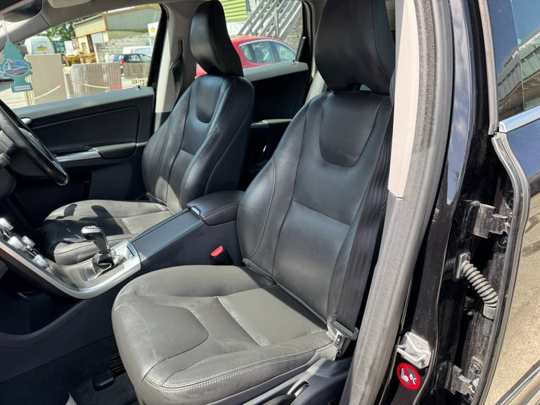 2015 Volvo XC60 D4 [190] SE Lux Nav 5dr ESTATE Diesel Manual