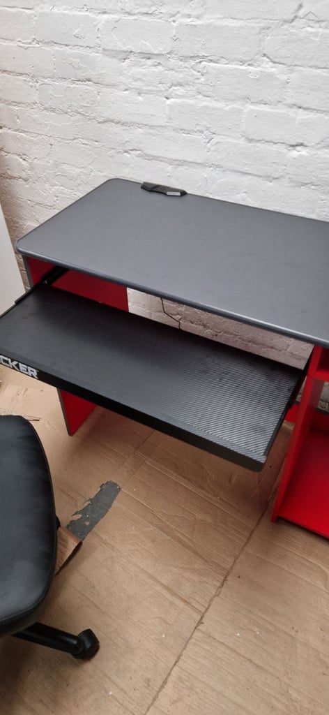  X rocker carbon tek gaming desk - Black & Red  & Black faux leatherette office chair - assembled  