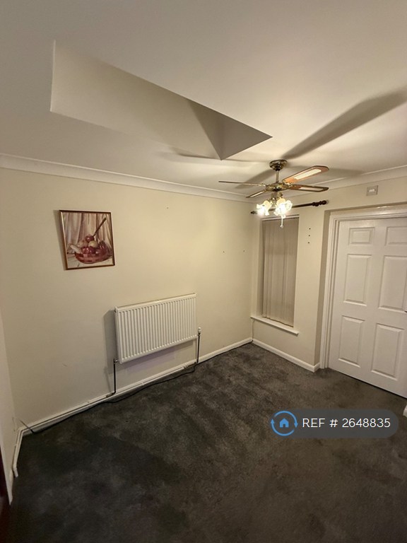 4 bedroom house in Grangemouth Road, Coventry, CV6 (4 bed) (#2648835)