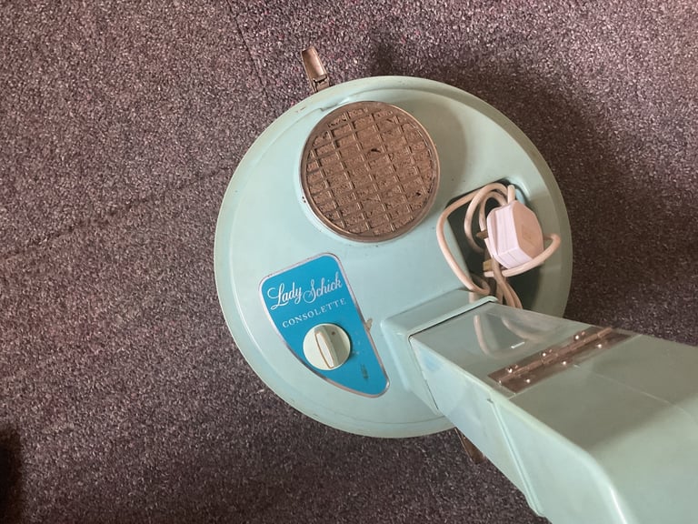 Retro Lady Schick Consolette Vintage Salon Style Hair Dryer