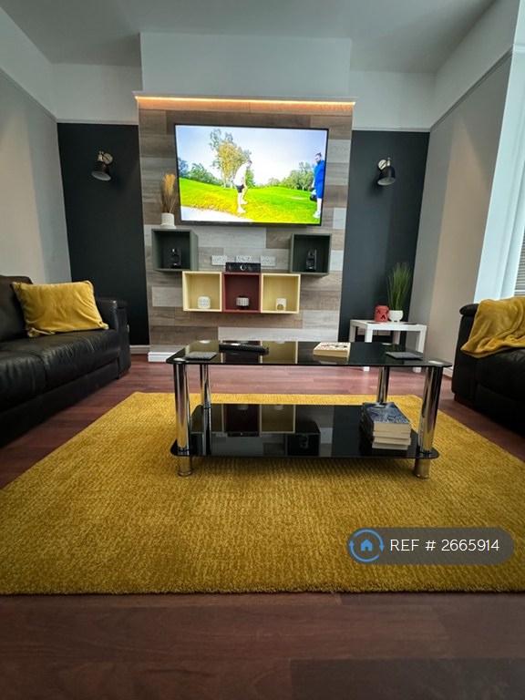 7 bedroom house in Stalbridge Avenue, Liverpool, L18 (7 bed) (#2665914)