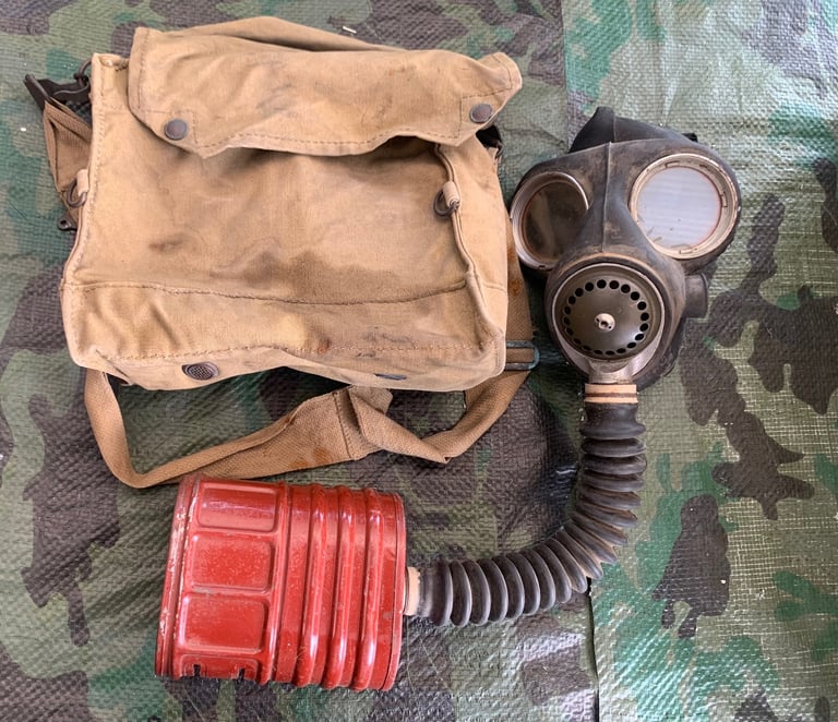 Original 1941 Dated British Army MK VI Chest Respirator Gas Mask