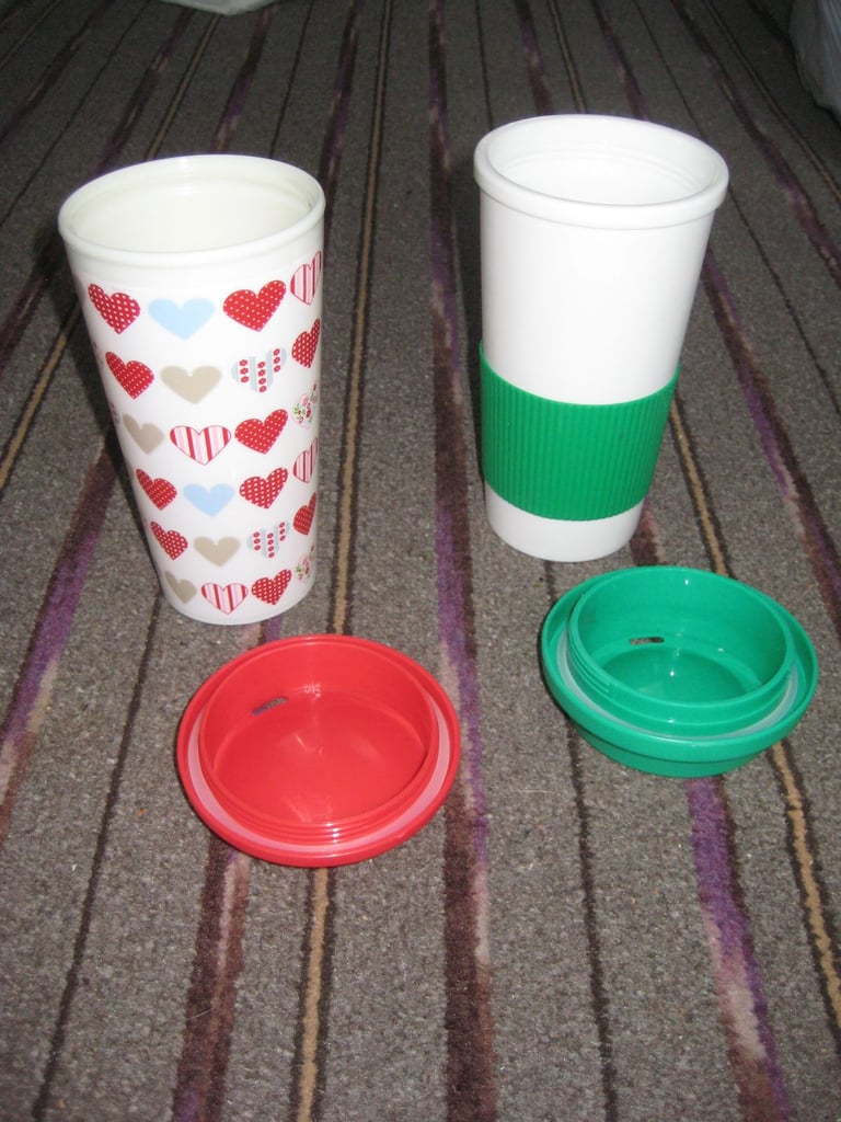 2 Tall Plastic Insulated Drinking Cups: 2 for £3.00