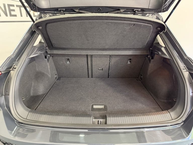 2019 Volkswagen T-Roc 1.0 TSI GPF SE SUV 5dr Petrol Manual Euro 6 (s/s) (115 ps) HATCHBACK Petrol...