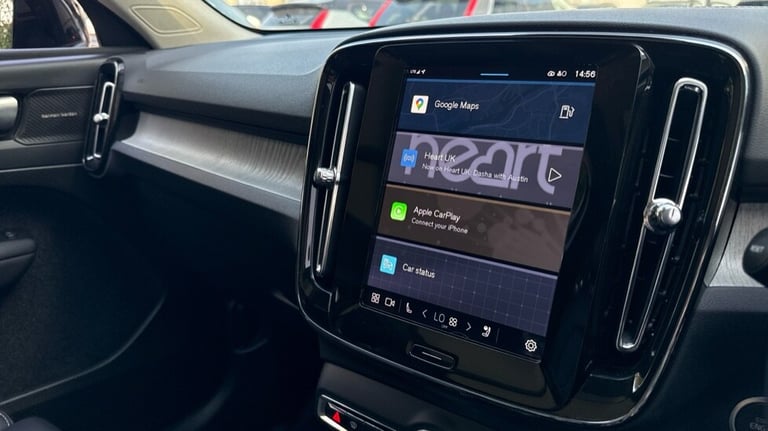 2025 Volvo XC40 Ultra, B4 Mild hybrid, Petrol, Dark Estate Petrol Automatic