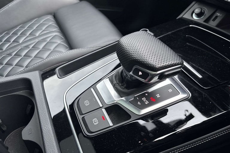 2022 Audi Q5 S Ln Vor 40Tdi Mhev Qu Saloon Diesel Automatic