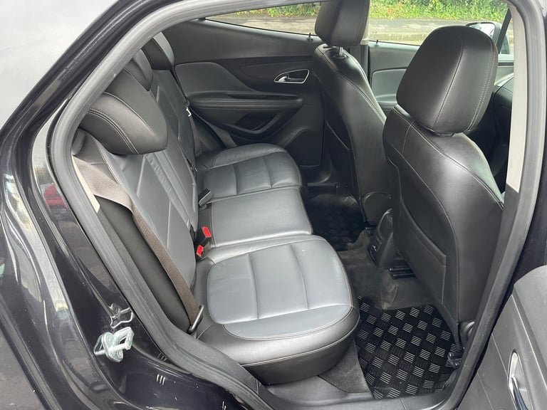 2015 Vauxhall Mokka 1.6i SE 5dr HATCHBACK Petrol Manual