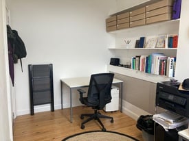 Studio Desk Space / Camberwell South London / Big desk, bright and calm space