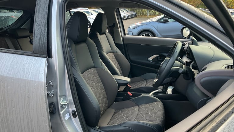 2023 Toyota Yaris Cross 1.5 Hybrid Excel 5dr CVT [City Pack] Hybrid Estate Estate Hybrid Automatic