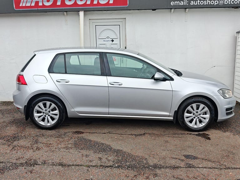 2014 Volkswagen Golf 1.6 TDI 105 SE 5dr HATCHBACK DIESEL Manual