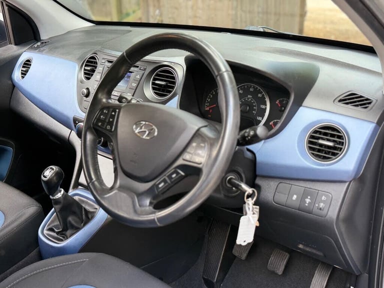 2017 Hyundai i10 1.0 PREMIUM CHEAP TAX GREAT 1ST CAR CD/MP3/USB BLUETOOTH AIR CON ALLOYS 1 Y HATC...