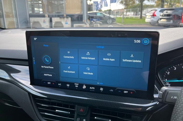 2023 Ford Focus 1.0 EcoBoost ST-Line 5dr ** Sync 4 - Touch Screen Navigation System ** Manu Hatch...