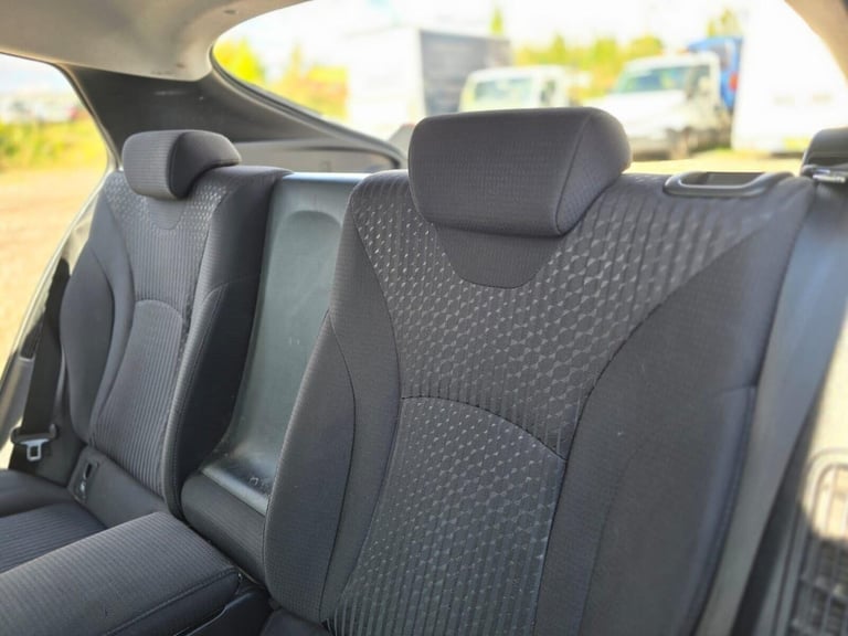 2018 Toyota Prius 1.8 VVT 8.8kWh Business Edition Plus Hatchback 5dr Petrol Plug-in Hybrid CV Hat...