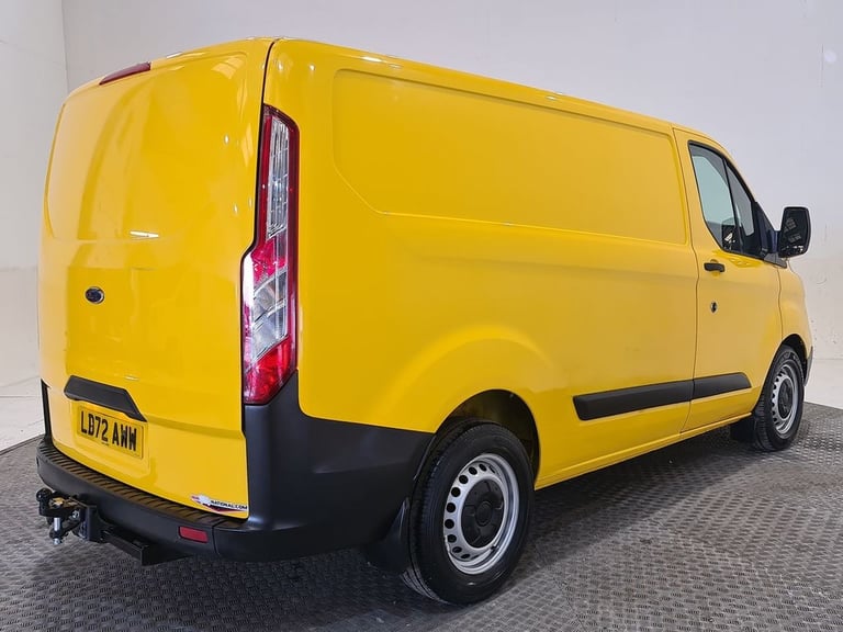 FORD TRANSIT CUSTOM 2.0 340 ECOBLUE LEADER P/V L1 H1 130 BHP SWB DIESEL