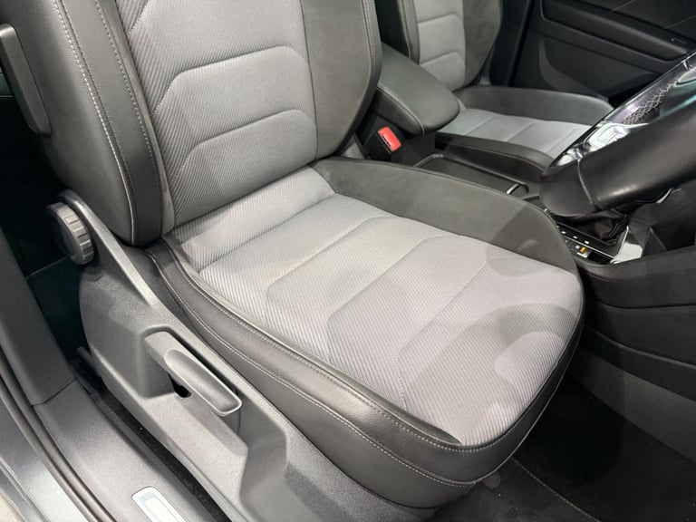 2020 Volkswagen Tiguan 2.0 TDI R-Line Tech SUV 5dr Diesel DSG Euro 6 (s/s) (150 ps) ESTATE Diesel...