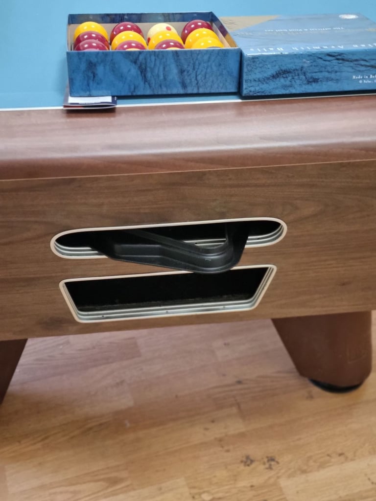 Supreme winner 7 x 4 Domestic pool table  Walnut effect.  
