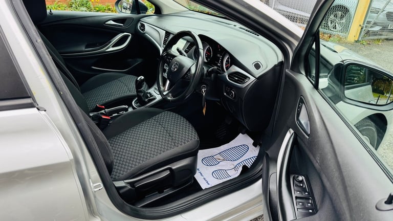2022 Vauxhall Astra 1.2 Turbo Business Edition Nav Sports Tourer 5dr Petrol