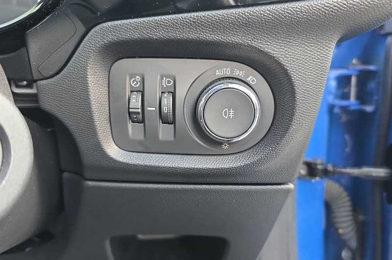 2020 Vauxhall Corsa 1.2 Turbo SE Premium 5dr Auto HATCHBACK PETROL Automatic