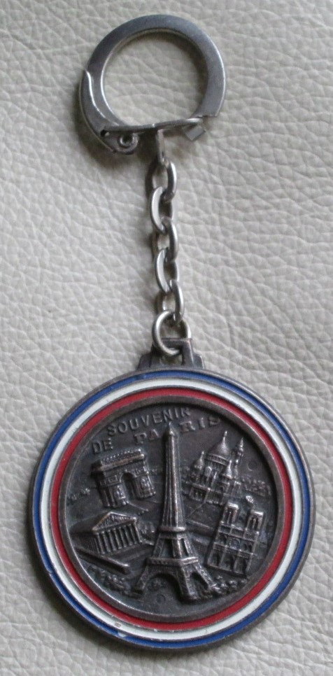 KEY RING, MEDALION STYLE, 'PARIS' RAISED LANDMARKS, NEW NEVER USED 1.5; DIA.