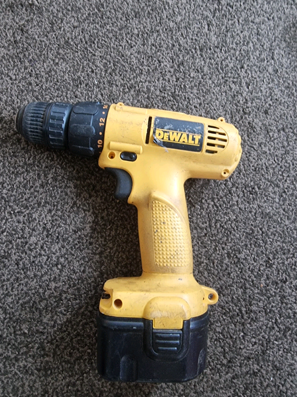 DW907,Cordless Drill Only With One Battery 12v,without Ch | Thornton, West Yorkshire | Gumtree