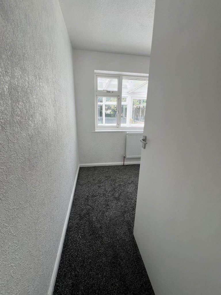 3 Bedroom Dormer bungalow to rent in WF16 - Ready to view now 