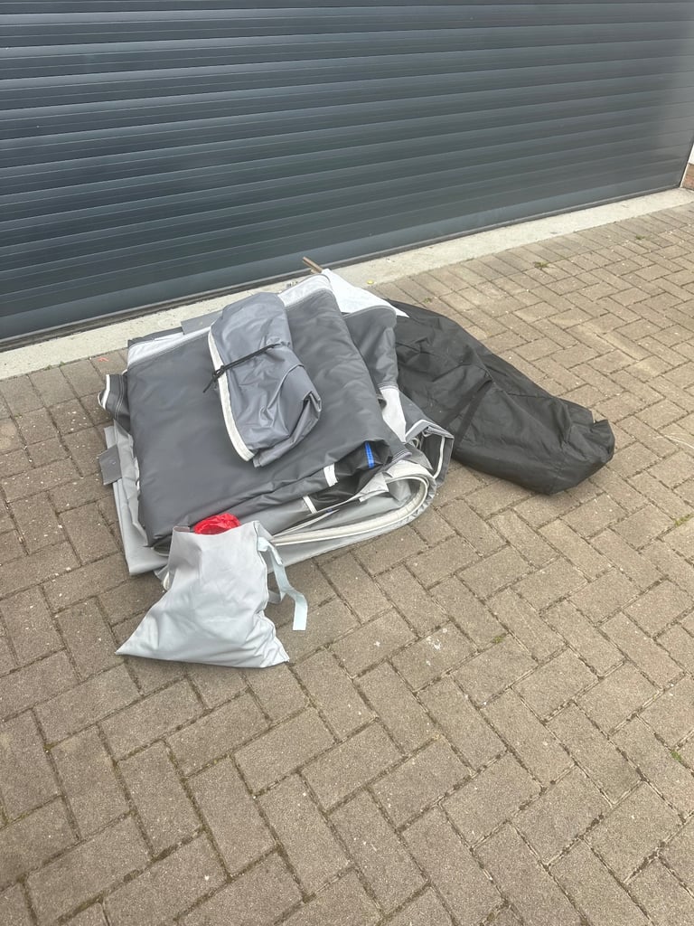 Camptech size 17 awning