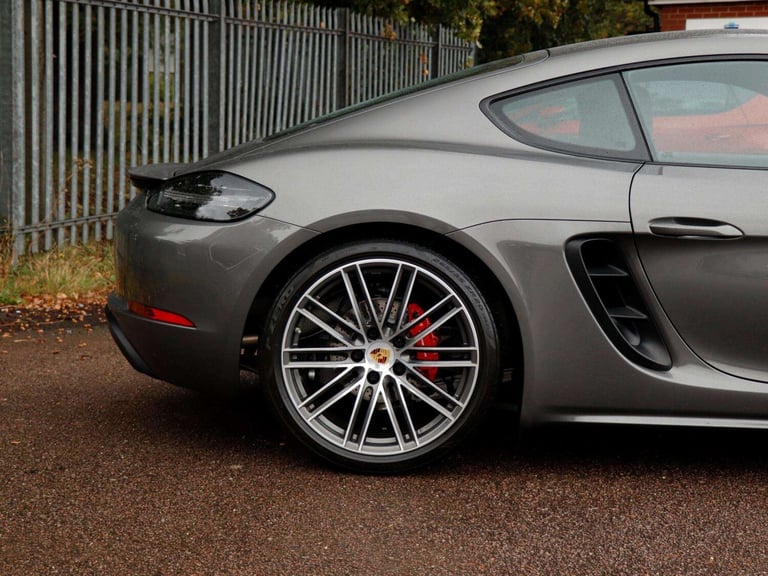 2021 Porsche Cayman 2.5 S 2dr PDK COUPE PETROL Automatic