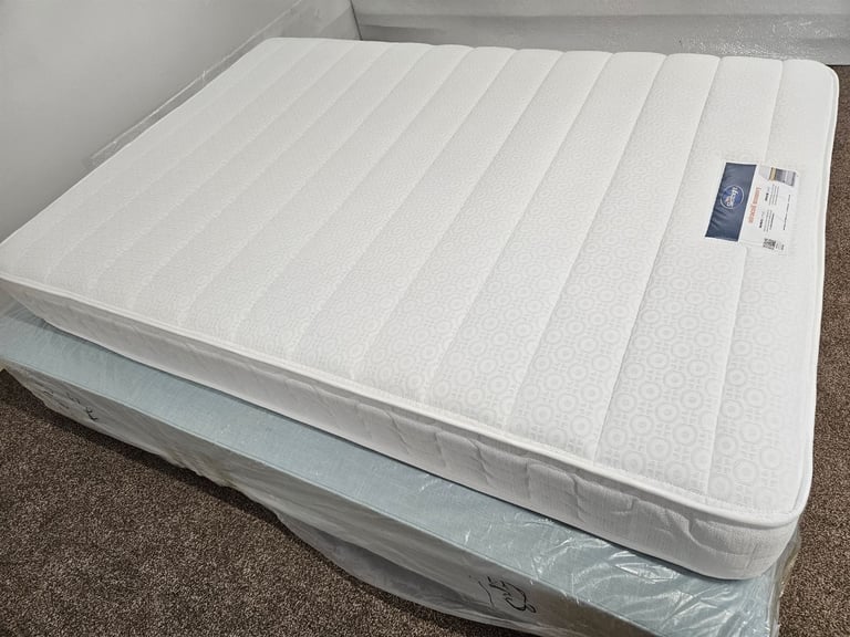 Silentnight Miracoil Memory Mattress, Double RRP £299 (Brand New)