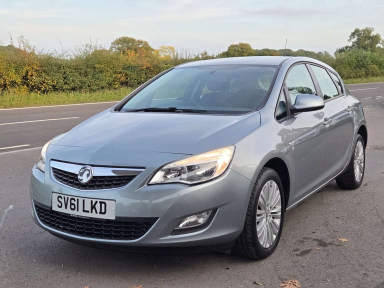 2011 Vauxhall Astra 1.4 Astra Exite 5dr Hatchback Petrol Manual