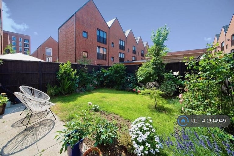 1 bedroom in Colwell Crescent, Enfield, EN3 (#2614949)