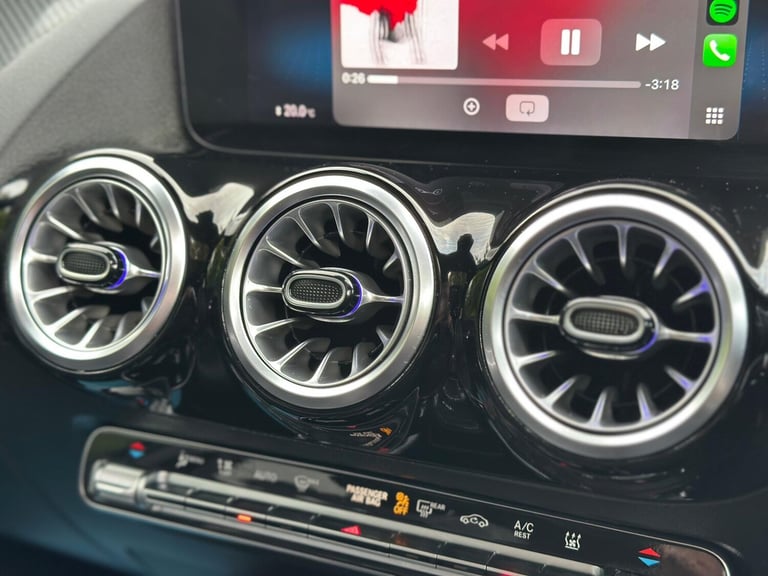 2022 Mercedes-Benz GLA 1.3 GLA250e 15.6kWh Exclusive Edition (Premium Plus) 8G-DCT Euro 6 (s/s) 5...