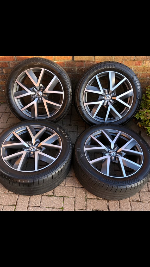 image for Genuine 20” VW Touareg Braga- Tyres 6mm- No kerb marks- Audi q7